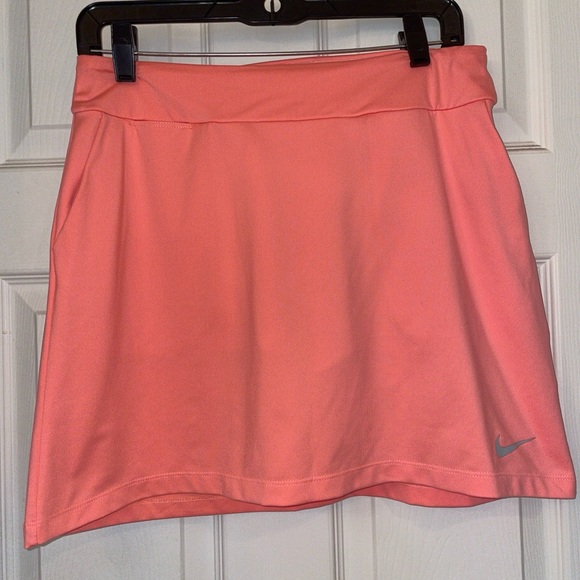 Nike Dri-Fit Salmon Pink Athletic Skort with Logo 15” Long Sz‎ S - Picture 1 of 6